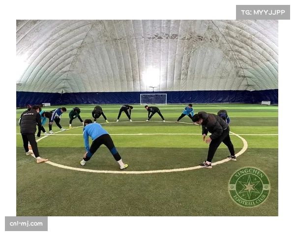 朗斯建立完整青训梯队结构，U8到U19配备专职教练和数据分析师